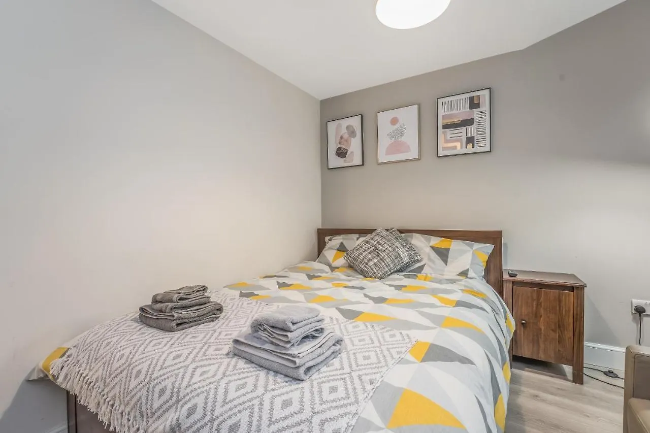 Relaxing & Cozy Studio Apartment - Oasis In The Heart Of Edinburgh - Sleeps Up To 3 Guests 0*,  Royaume-Uni