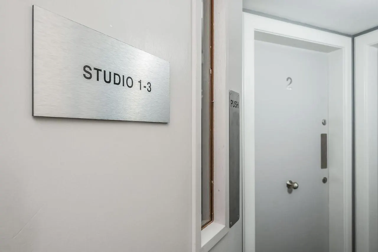 Relaxing & Cozy Studio Apartment - Oasis In The Heart Of Edinburgh - Sleeps Up To 3 Guests