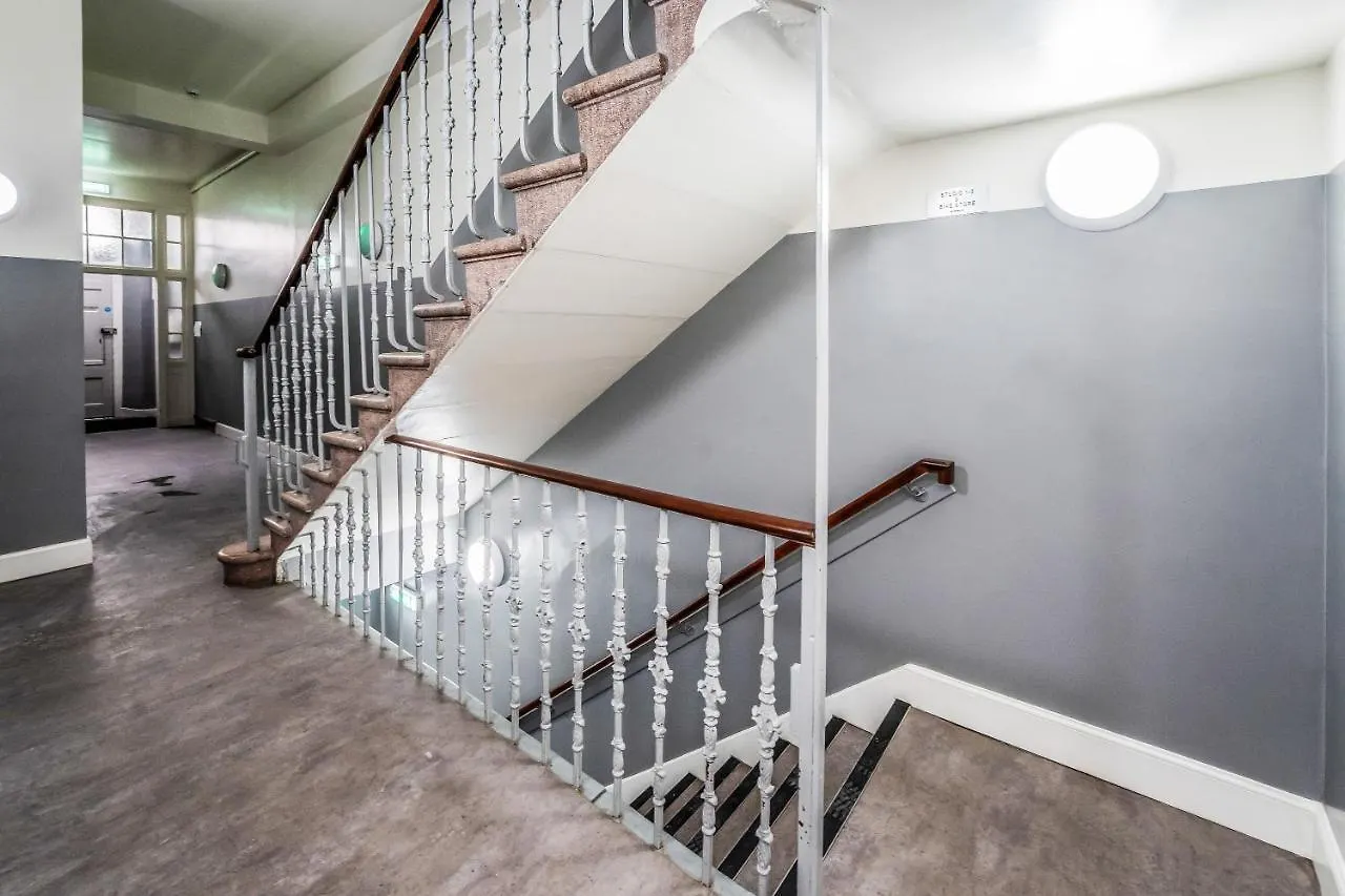 Relaxing & Cozy Studio Apartment - Oasis In The Heart Of Edinburgh - Sleeps Up To 3 Guests